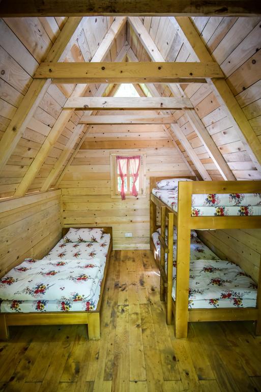 Camp Divlja Rijeka Hotel Hum Eksteriør billede